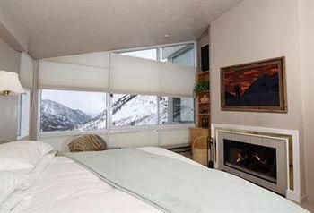 The View Condominiums by Alta Chalets2