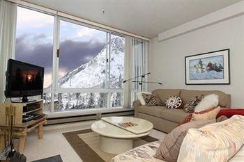 The View Condominiums by Alta Chalets1