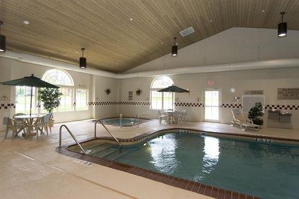 COUNTRY INN AND SUITES ZION4