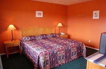 The Rim Rock Inn4
