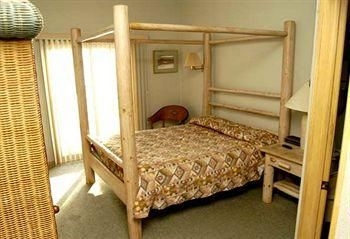 KNIGHTS INN LODGE RESORT FOREST CITY1