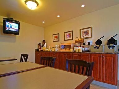 Best Western Carriage House Inn1