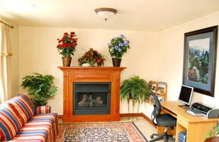 Best Western Carriage House Inn4