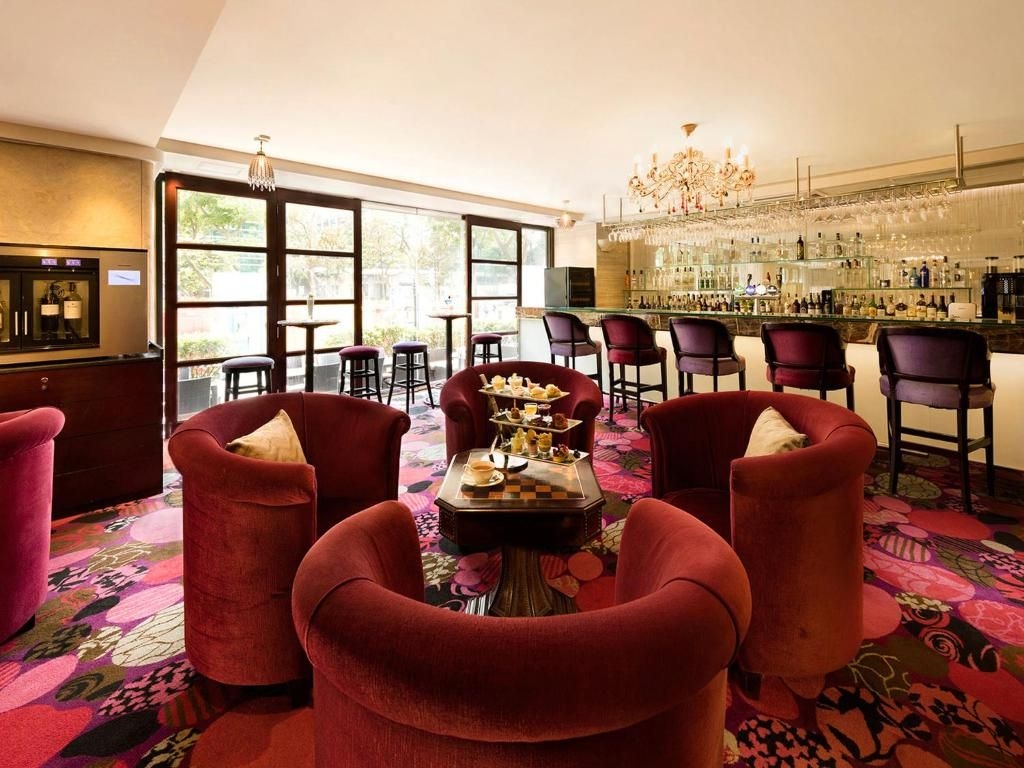 โรงแรมรีกัล เกาลูน (Regal Kowloon Hotel)1