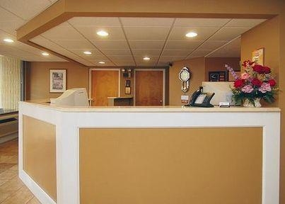 Econo Lodge Inn & Suites Fort Rucker3