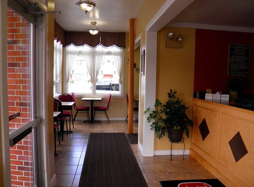 TRAVELERS INN3
