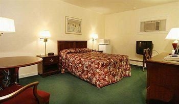 TRAVELERS INN2