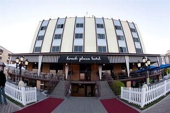 Beach Plaza Hotel4