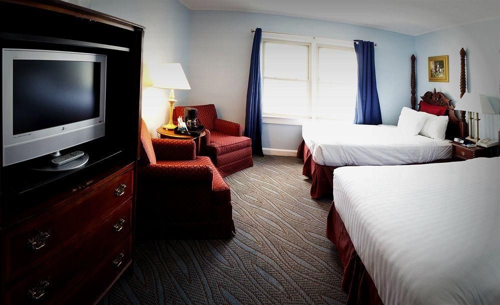Beach Plaza Hotel0