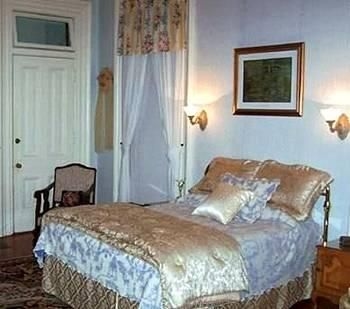 Claremont House Bed & Breakfast1