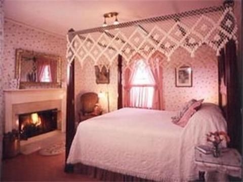 Thorncroft Inn2
