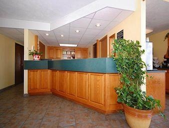 Super 8 Motel - Bolivar3