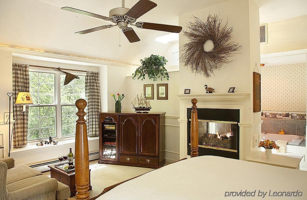 The Wooden Duck Bed and Breakfast2