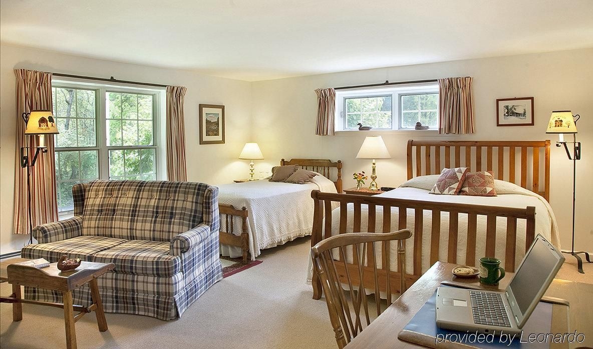 The Wooden Duck Bed and Breakfast4