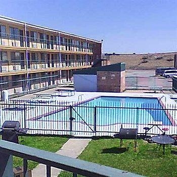 Delux Inn Mesquite2