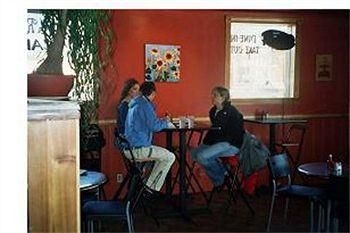DOWNTOWNER INN0