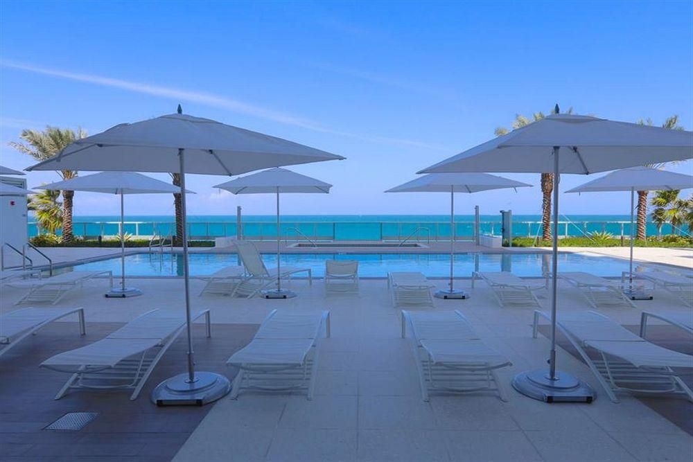 Pelican Stay Furnished Apartments in Monte Carlo Miami Beach2