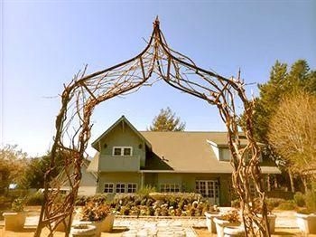 Oleander House3