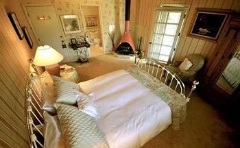 Oleander House0