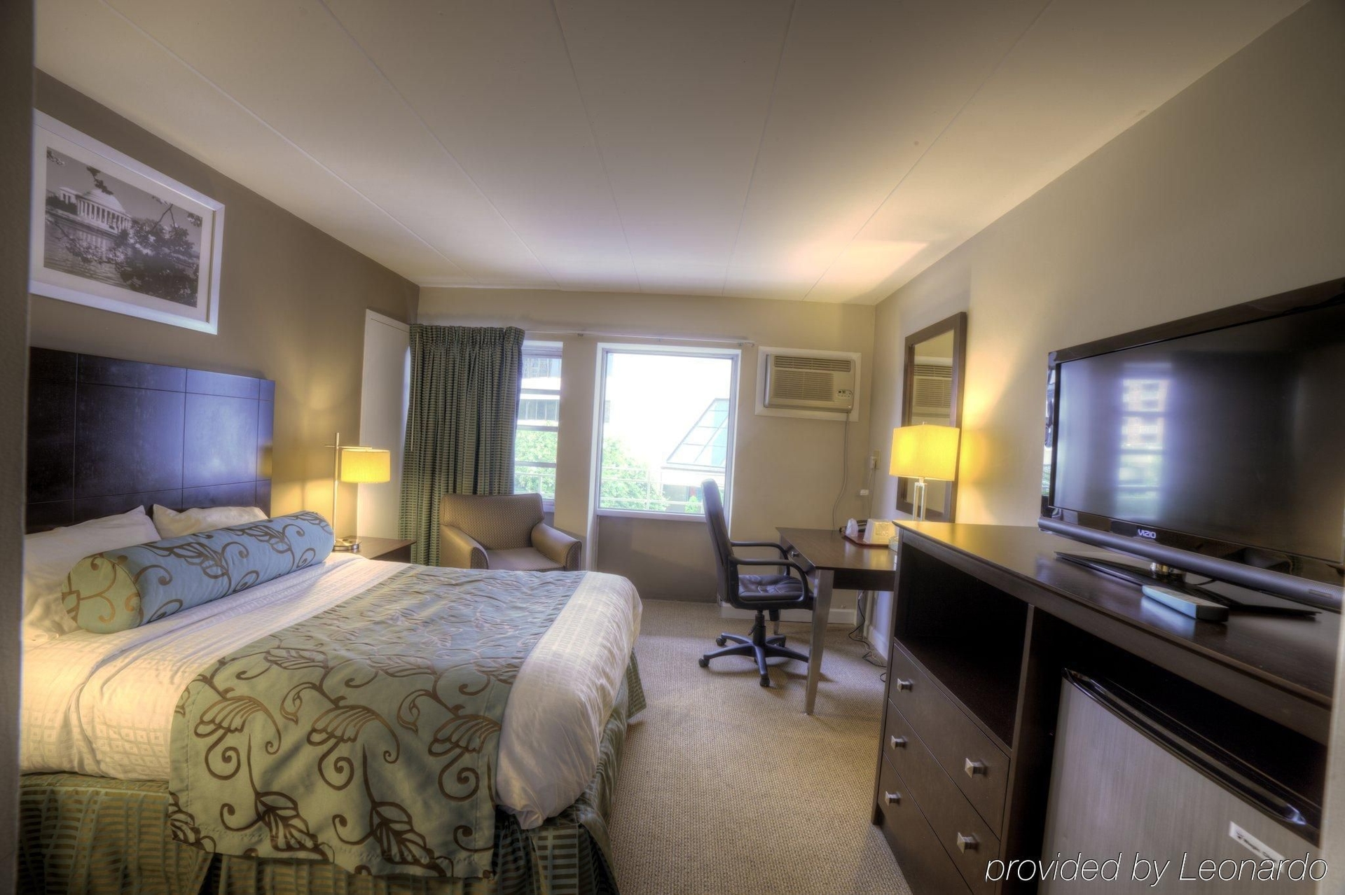 Americana Hotel3