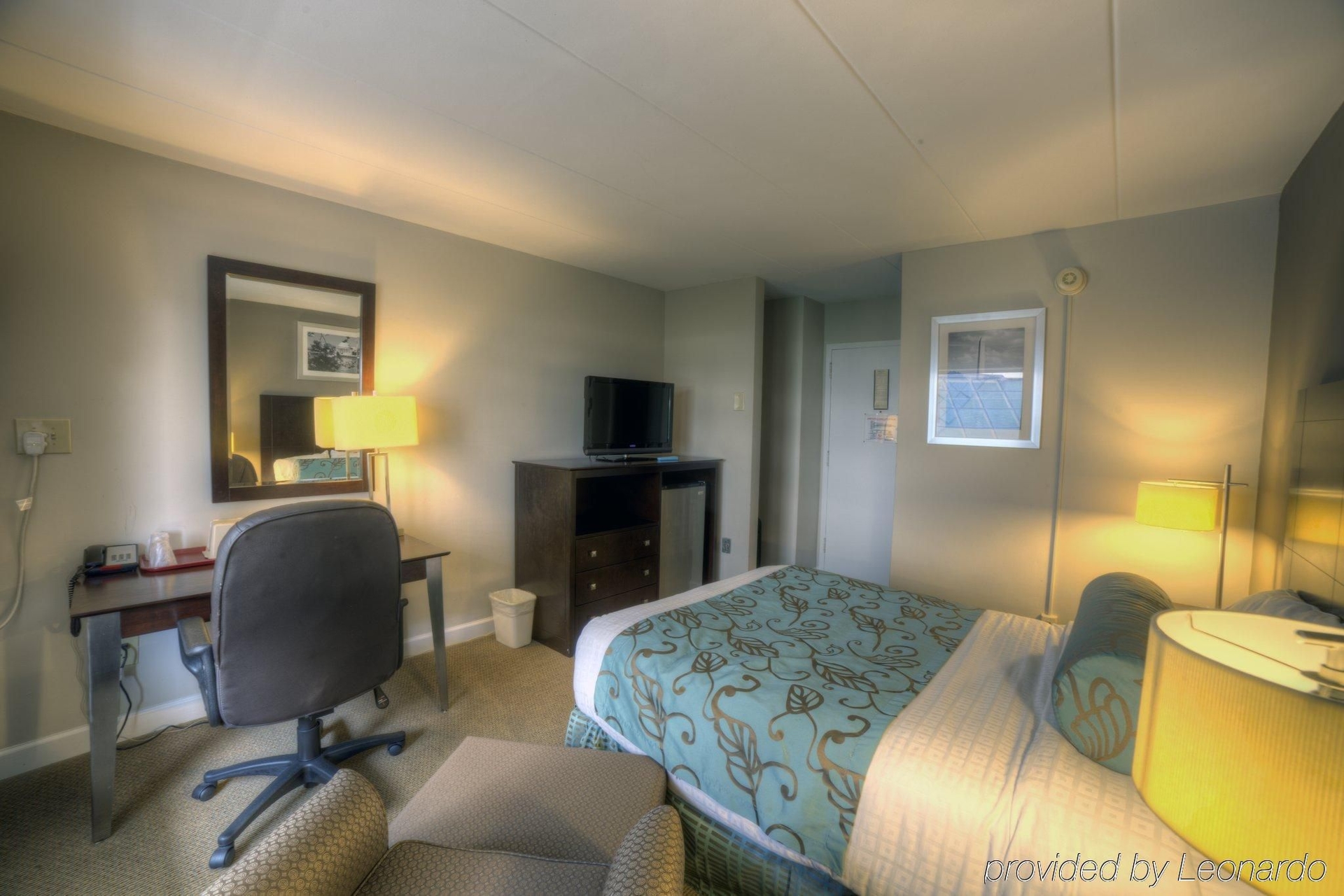 Americana Hotel1