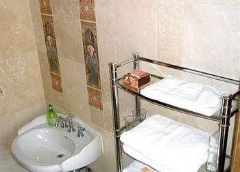 Mozart Guest House2