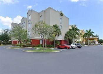 Mainstay Suites4
