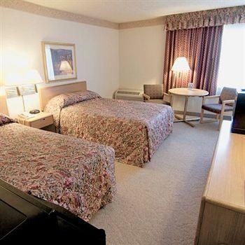 High Desert Inn0