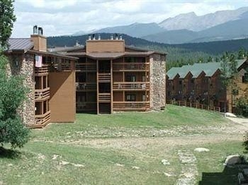 Silverado II Resort and Condos4