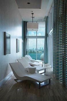 Luxury Apartments at 50 Biscayne4