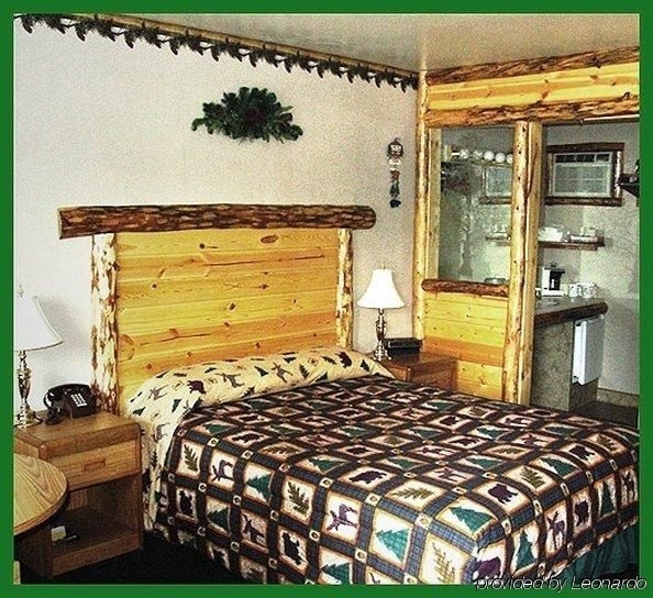 Tahoe Valley Lodge3