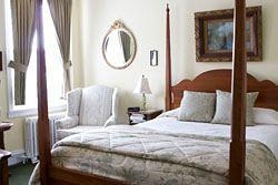 Kenmore Inn3