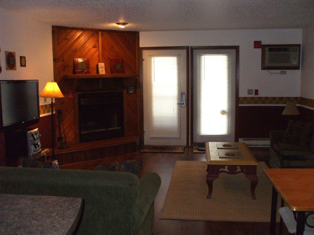CARIBBEAN CLUB RESORT1