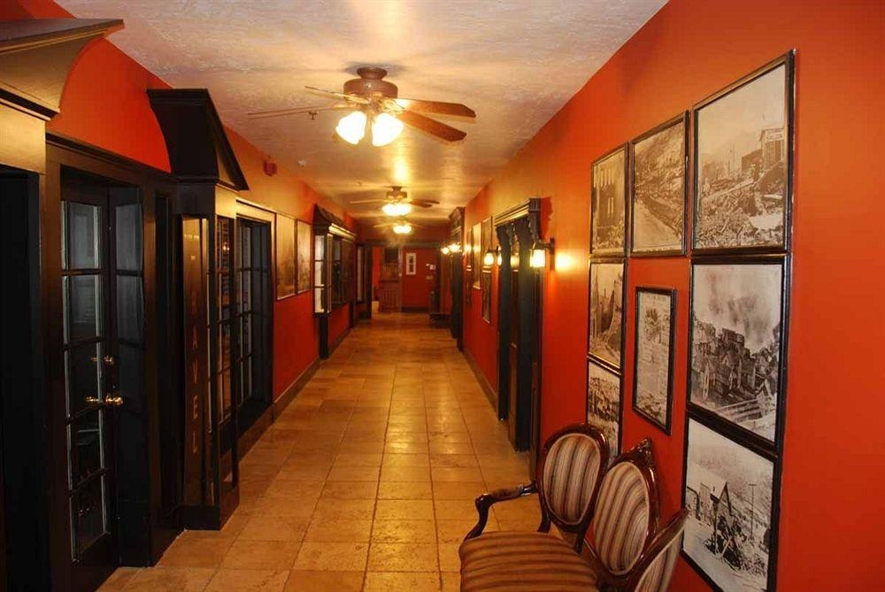 Treasure Mountain Inn3