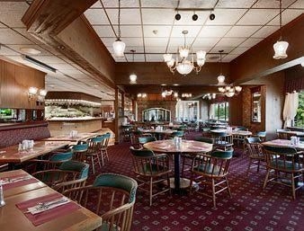 Ramada Plaza Hagerstown3