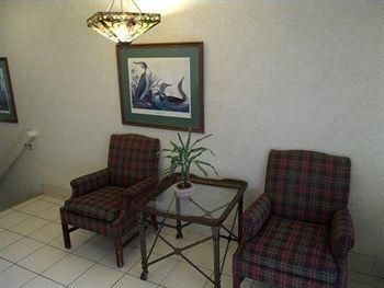 Motel 6 Edgewood1