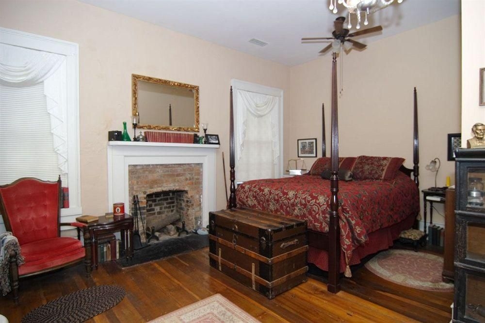 Hall Place Bed and Breakfast1