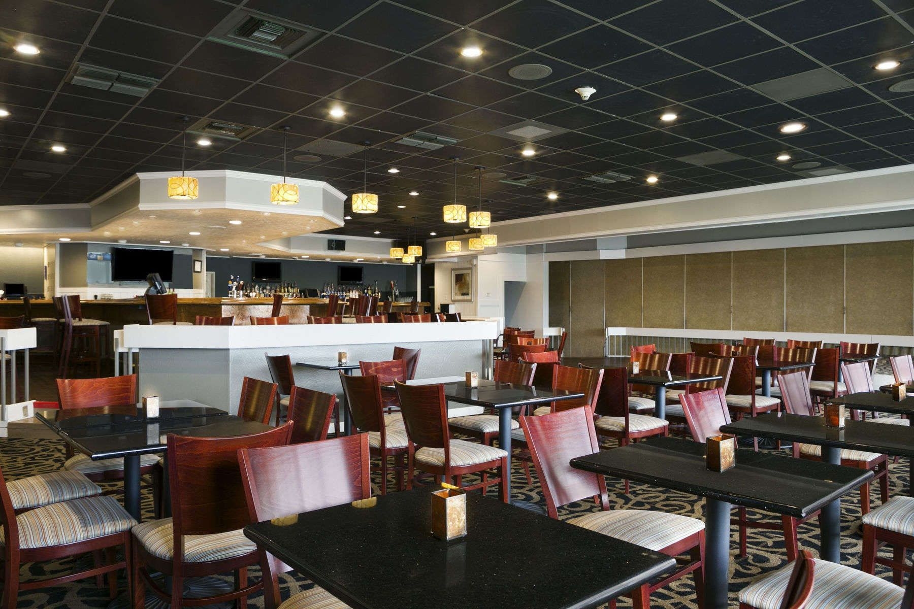 Ramada Greensburg Hotel and Conference Center3