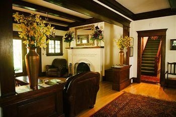 Green Gables Inn4