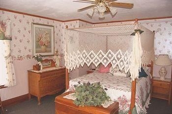 Atlantic Birches Inn B&B2