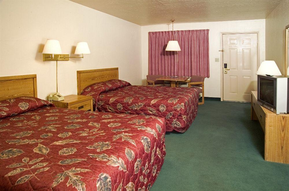 Claridge Inn1