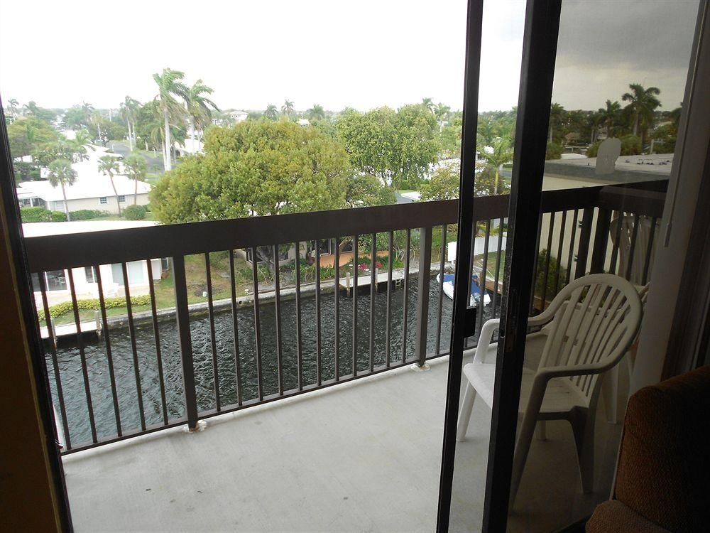 Surf Side Resort4