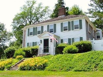 1750 Inn at Sandwich Center3