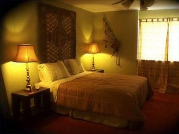 Coyote Blues Village Bed and Breakfast0