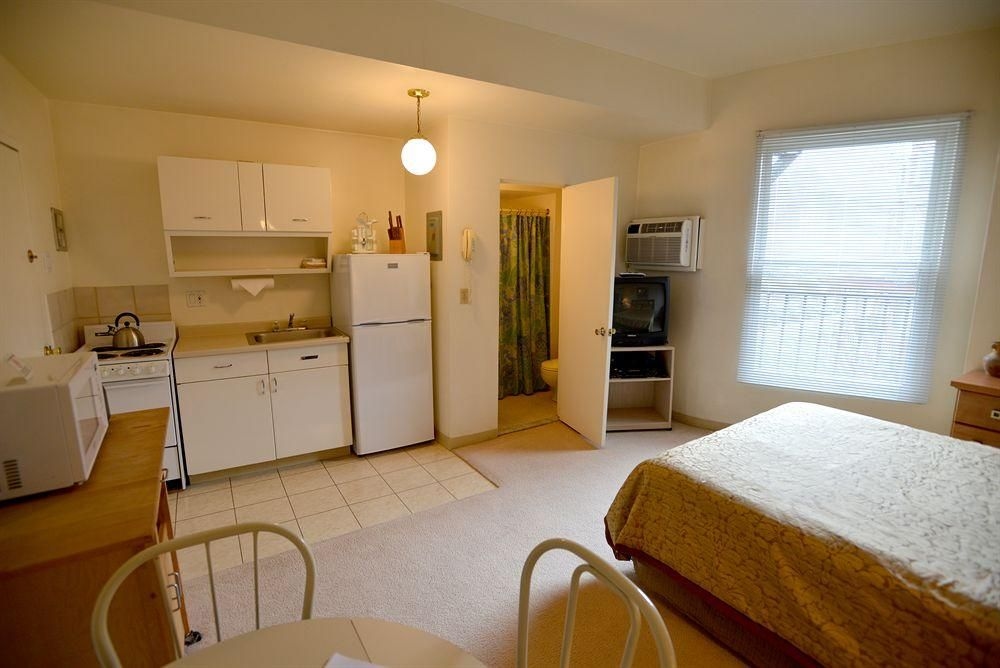 Friendship Suites2