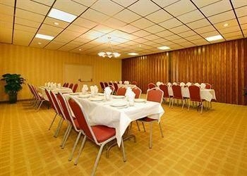 Quality Inn3