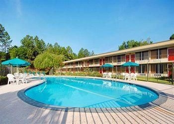 Quality Inn1