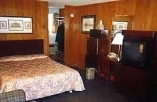 KNIGHTS INN INTERNATIONAL FALLS2