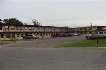 KNIGHTS INN INTERNATIONAL FALLS1