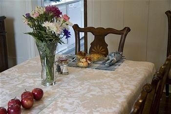 White Hall Manor Bed & Breakfast2
